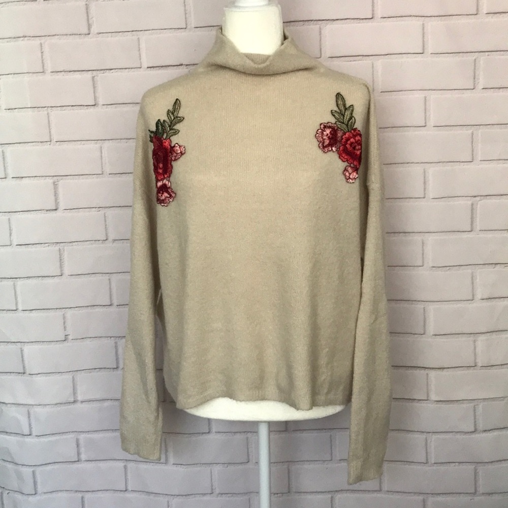 Michelle Nicole | Boxy Funnel Neck Sweater Large